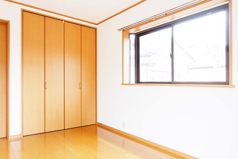 入居者がクリーニング代負担を拒否。管理会社が押さえたい「通常損耗補修特約」注意点