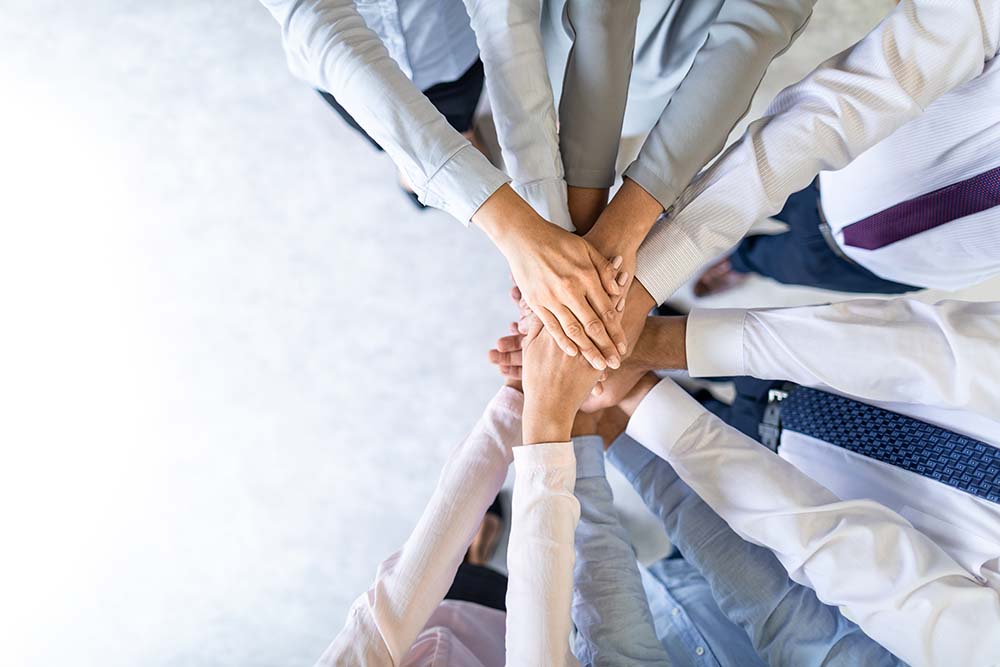 【コラム】社員のやる気を高めるプレゼン&社内表彰大会「社内アワード」のすゝめ
